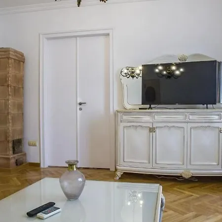 In Center Of Apartment *